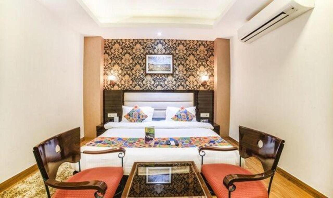 Fabhotel Galaxy - Nr Patel Nagar Metro