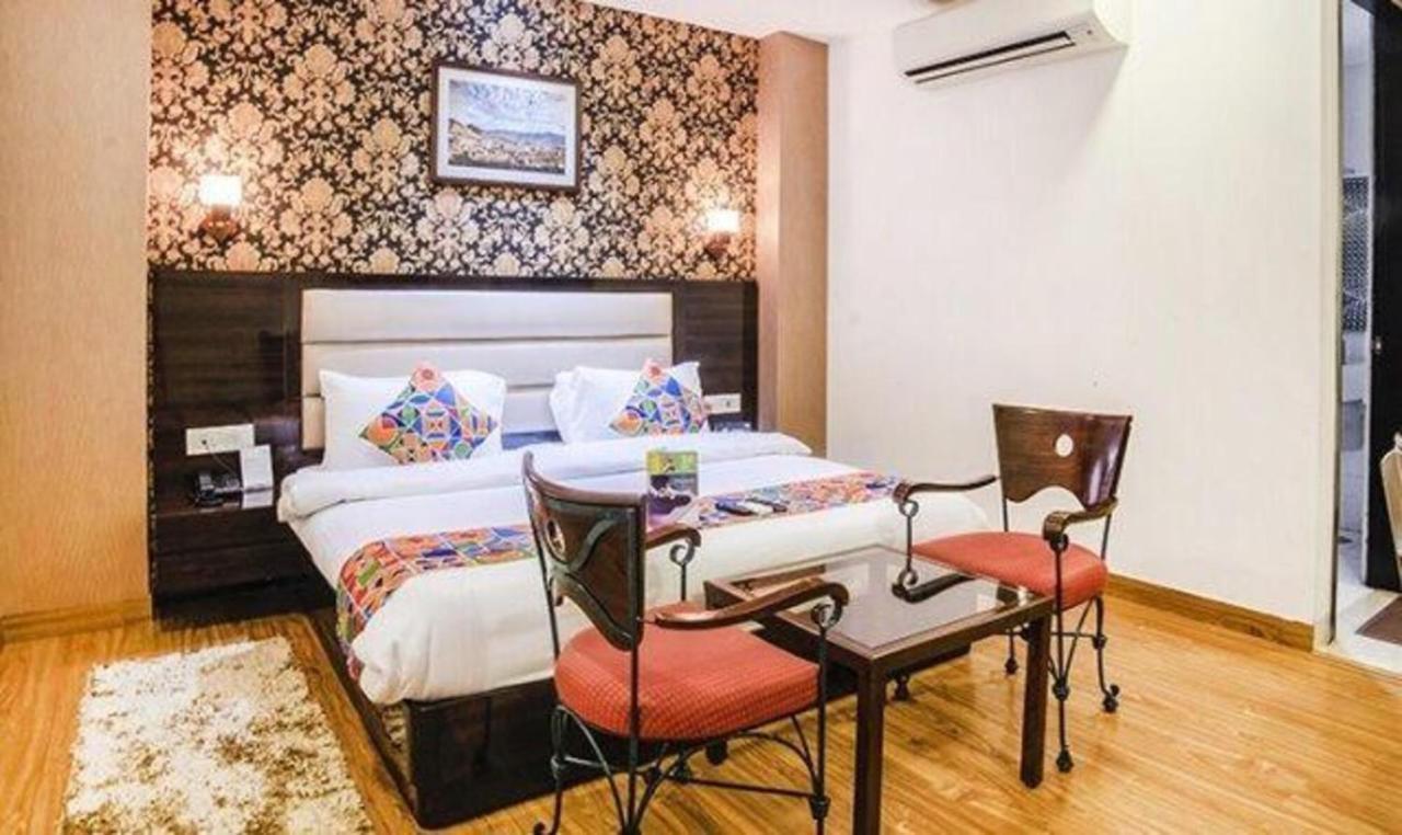Fabhotel Galaxy - Nr Patel Nagar Metro Hotel